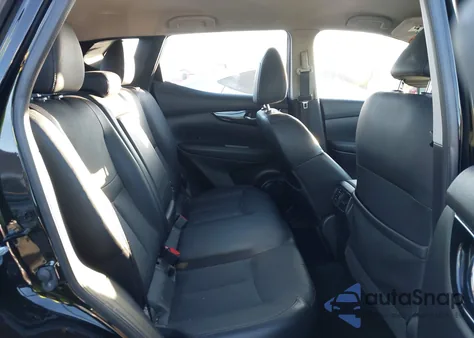 2017 Nissan Rogue Sport Sl z USA, uszkodzony, nr VIN JN1BJ1CP2HW008164